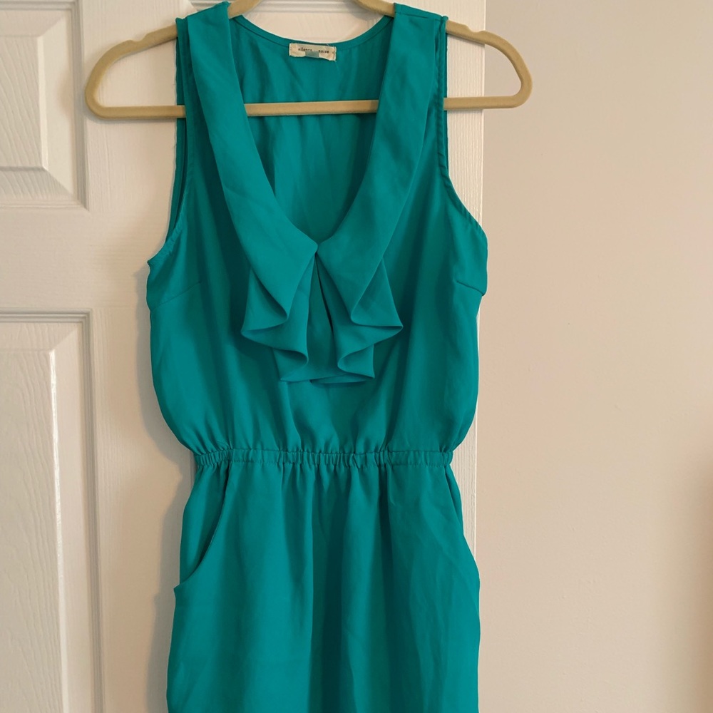 Ruffle sleeveless dress